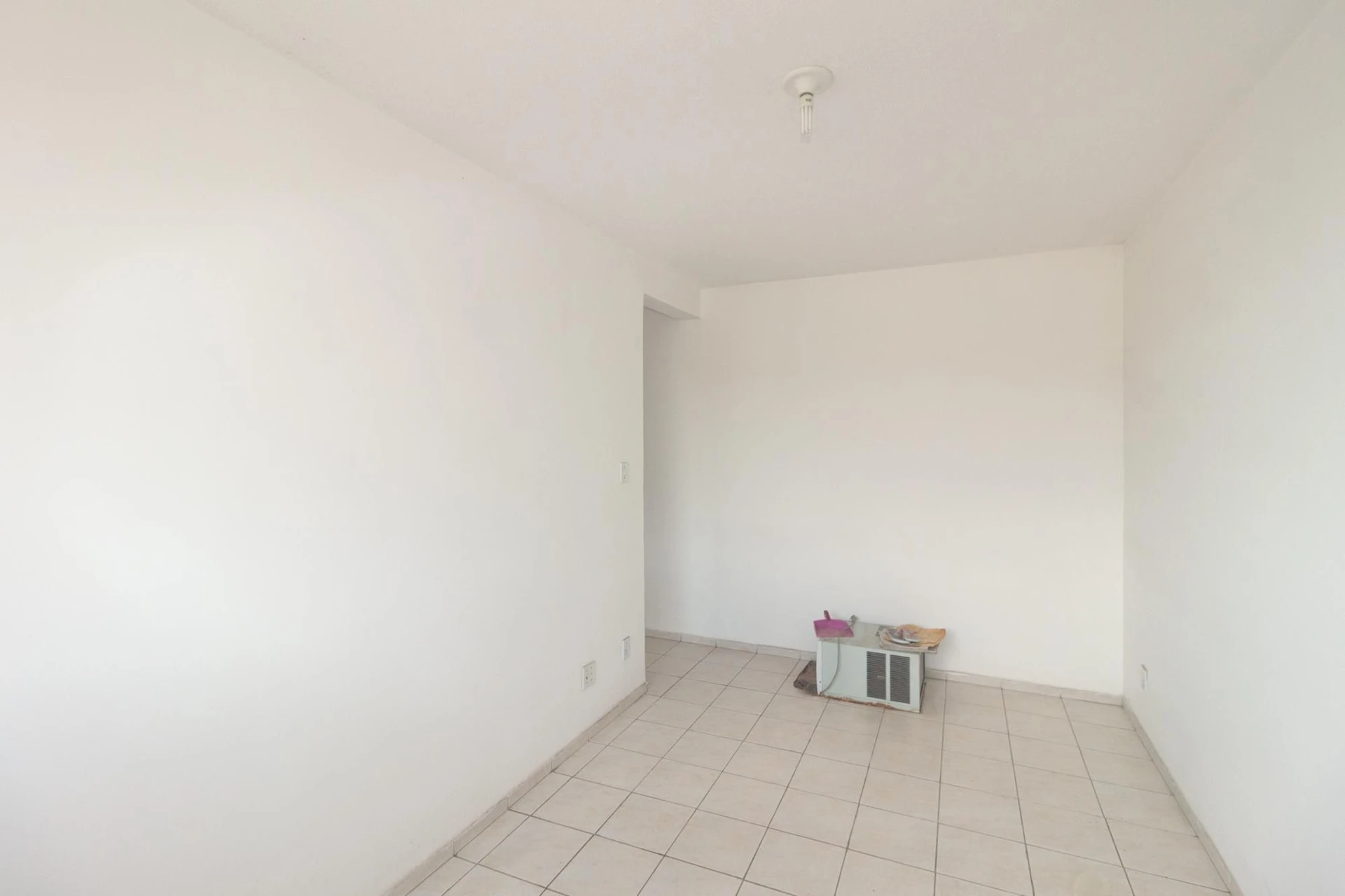2-bedroom apartment with a closed kitchen and gas stove — photo 25