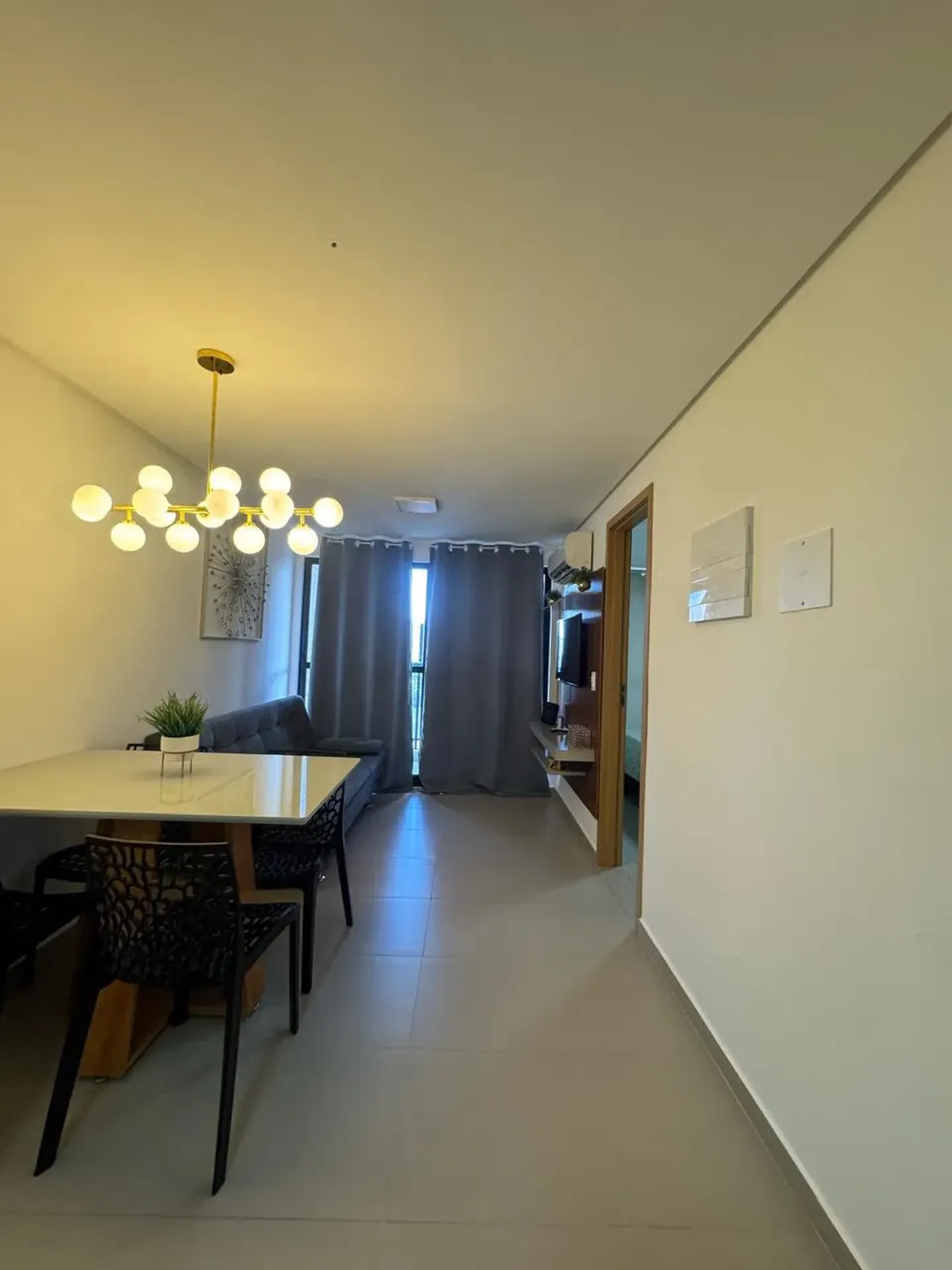 Apartamento mobiliado com 2 quartos e varanda com churrasqueira — photo 21