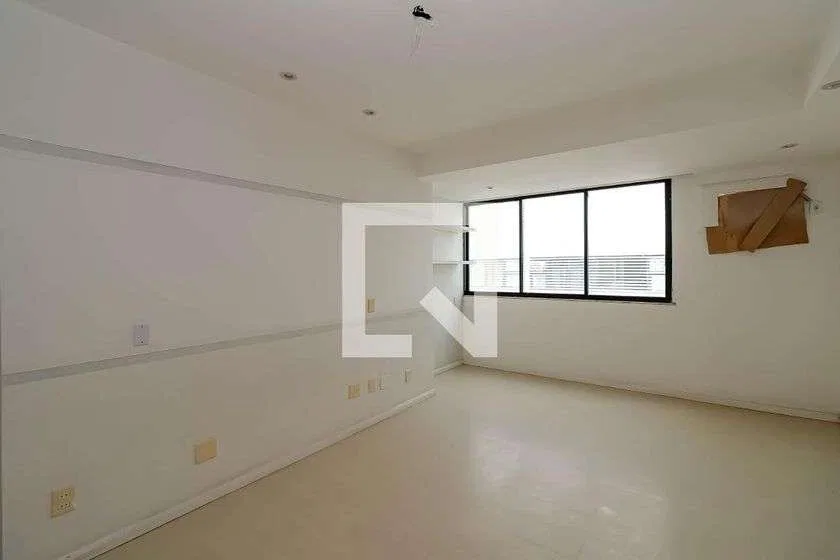 626 m² penthouse with 4 bedrooms and 3 parking spaces — photo 27