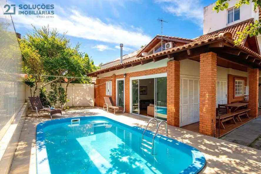 Casa de 4 quartos com janelas do piso ao teto, Jurerê — photo 10