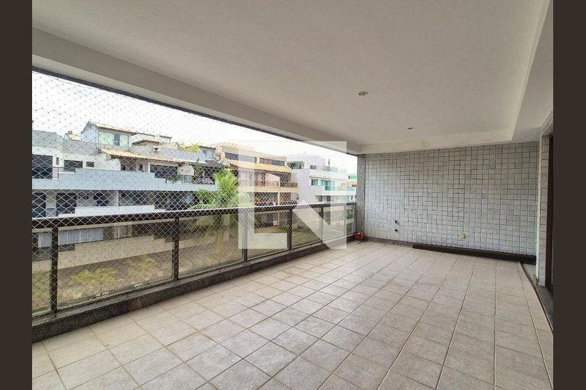 Rental apartment with 3 bedrooms and 208 m² — photo 25