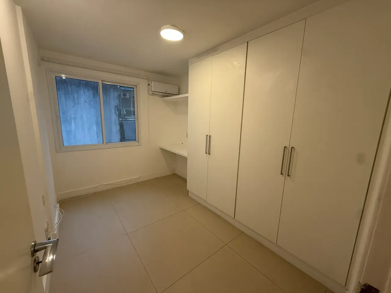 Apartment with 3 en-suites and 2 parking spaces — photo 9