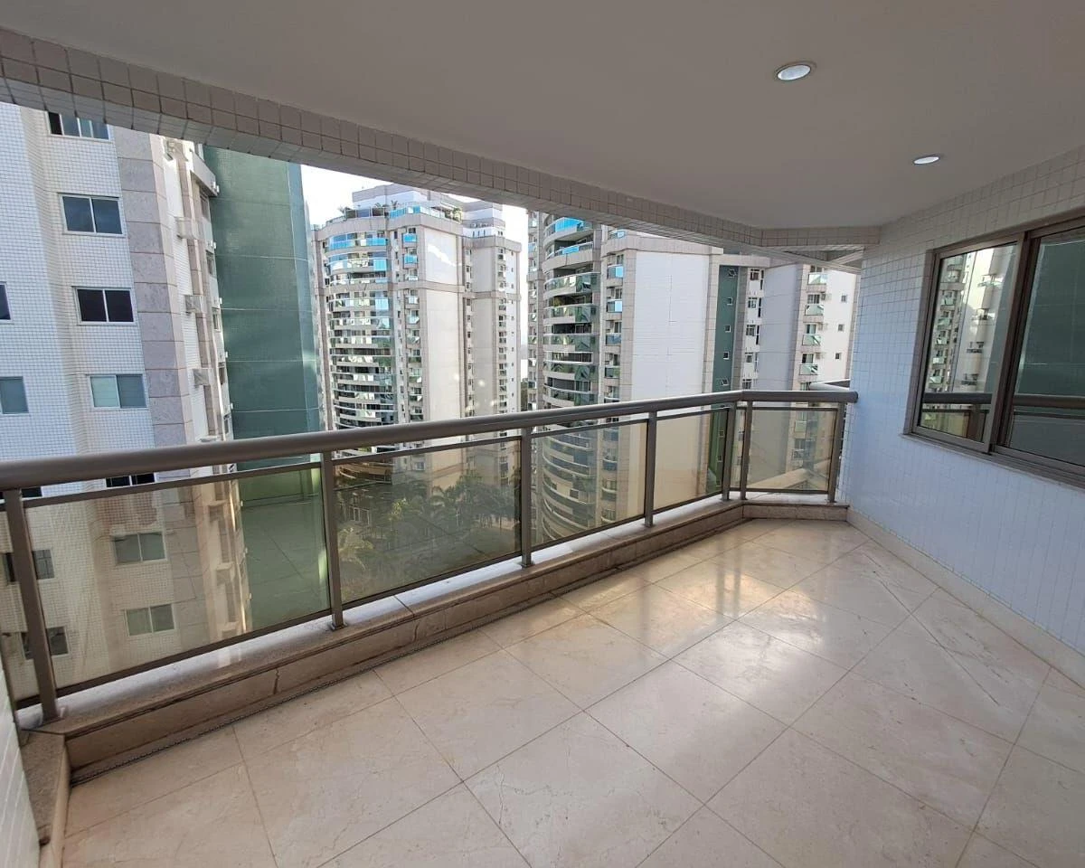 4-suite apartment with 370 m² and private BBQ area — photo 35