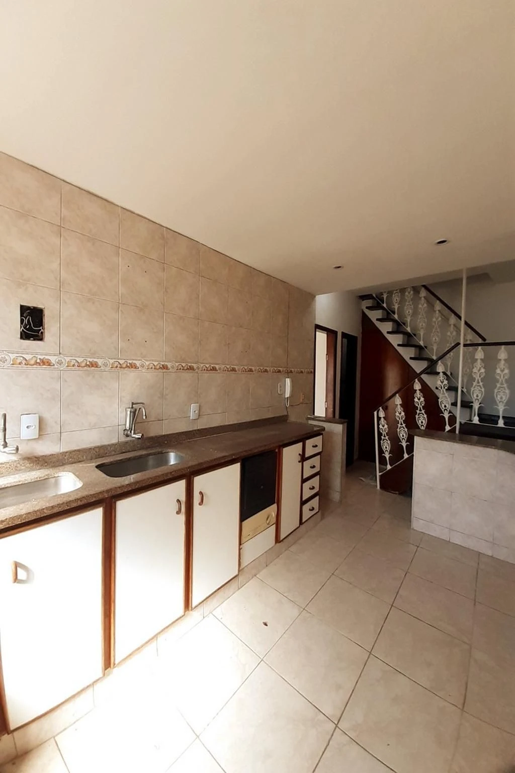 House for rent with 3 en-suite bedrooms and 4 baths — photo 19