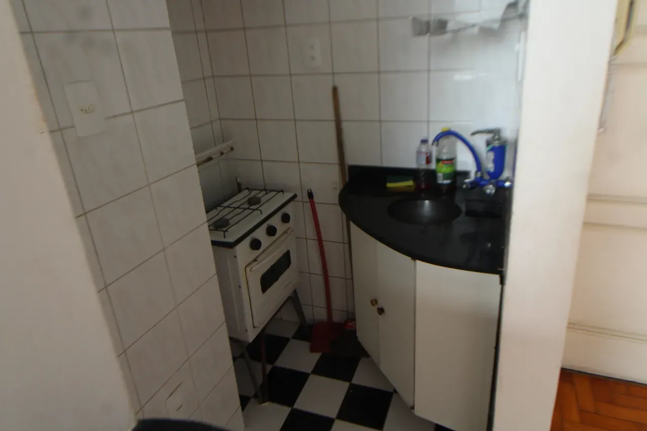 Apartamento com 1 quarto e varanda, vista de água e cidade — photo 16