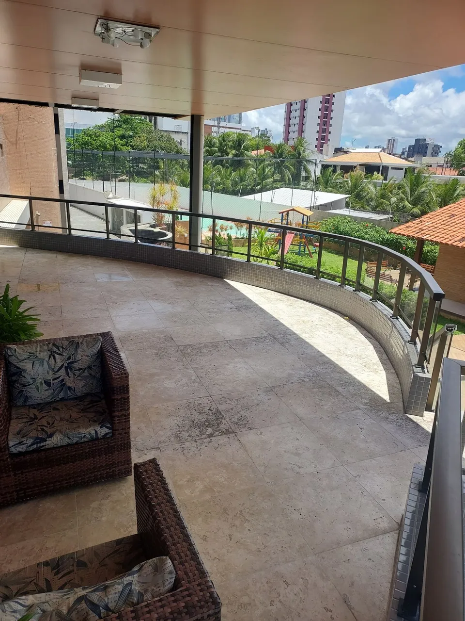 Стиральная машина и 3 спальни: квартира 126 м² — photo 12