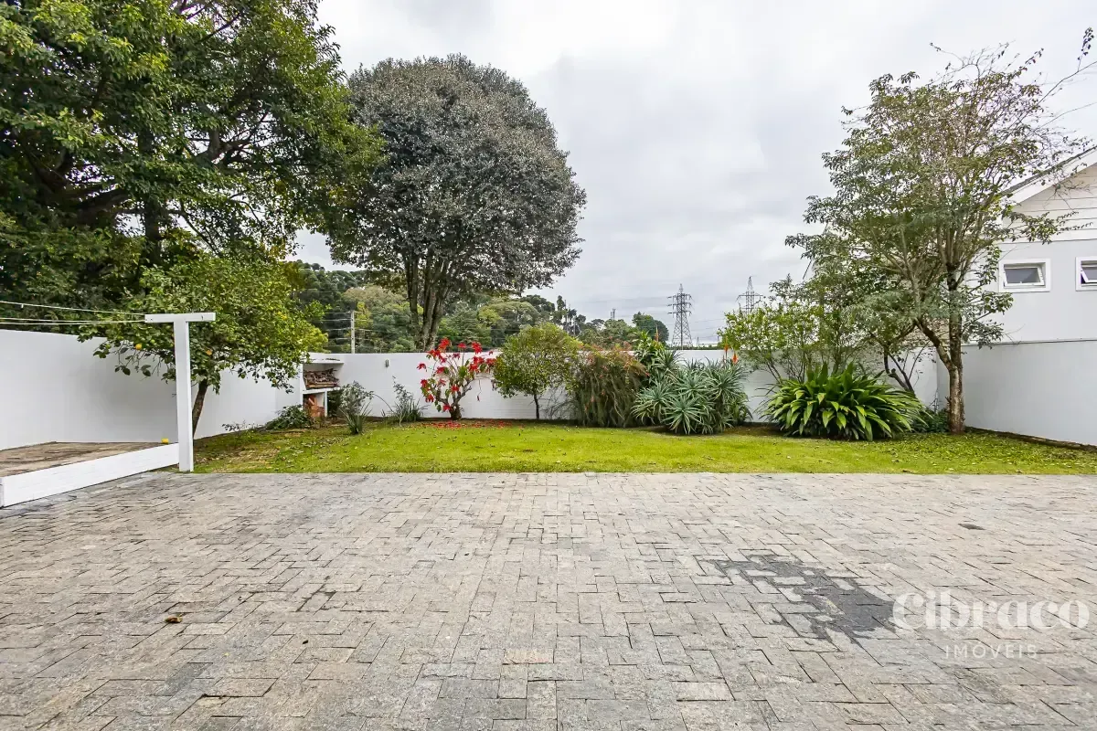 Unfurnished gated condo house with 3 bedrooms and 220 m² — photo 38