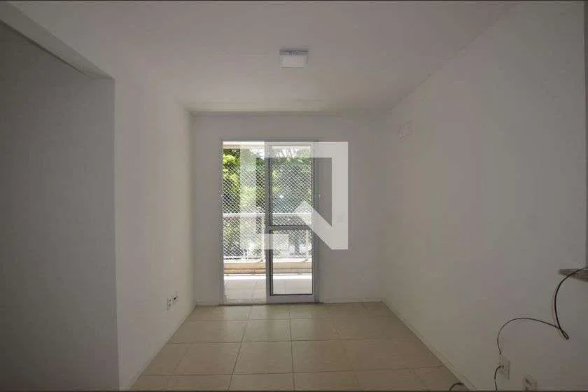 4-bedroom apartment in a building with a gym — photo 23