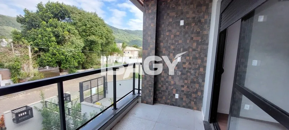 House with 3 en-suite bedrooms and 2 parking spaces — photo 20