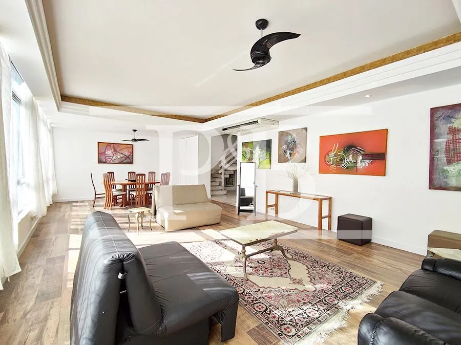 Furnished apartment with 4 bedrooms and 400 m² — photo 21