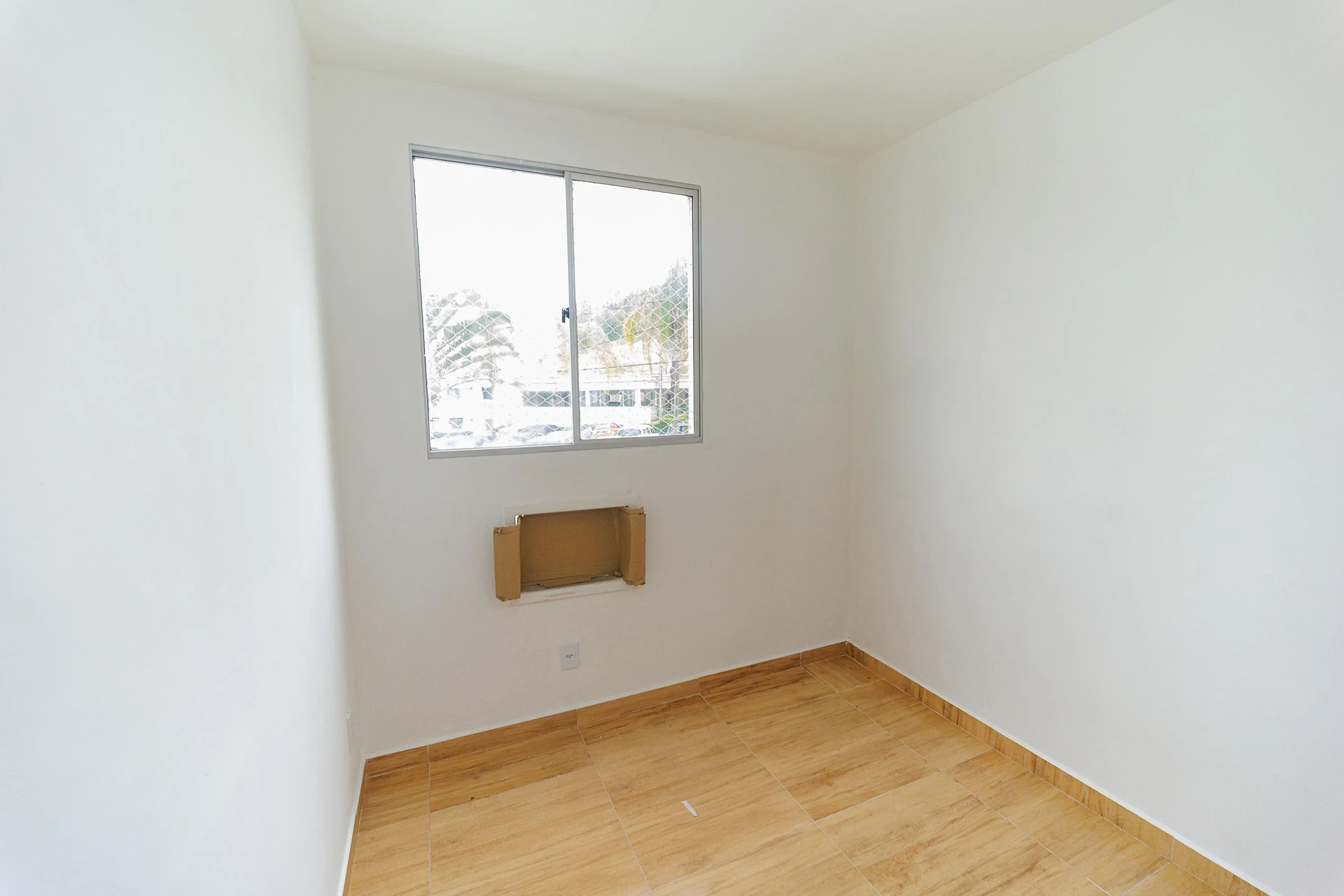 2-bedroom apartment in a building with a pool — photo 17