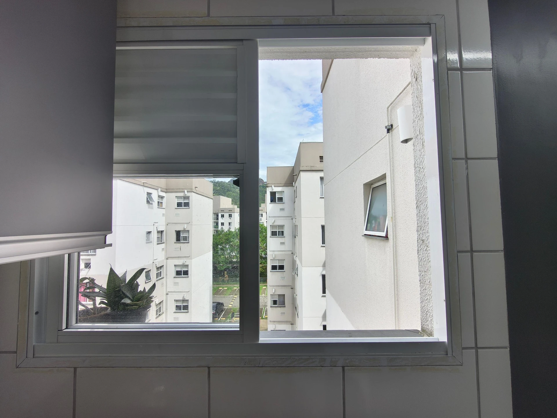 Орендна квартира з 2 спальнями та балконом — photo 8