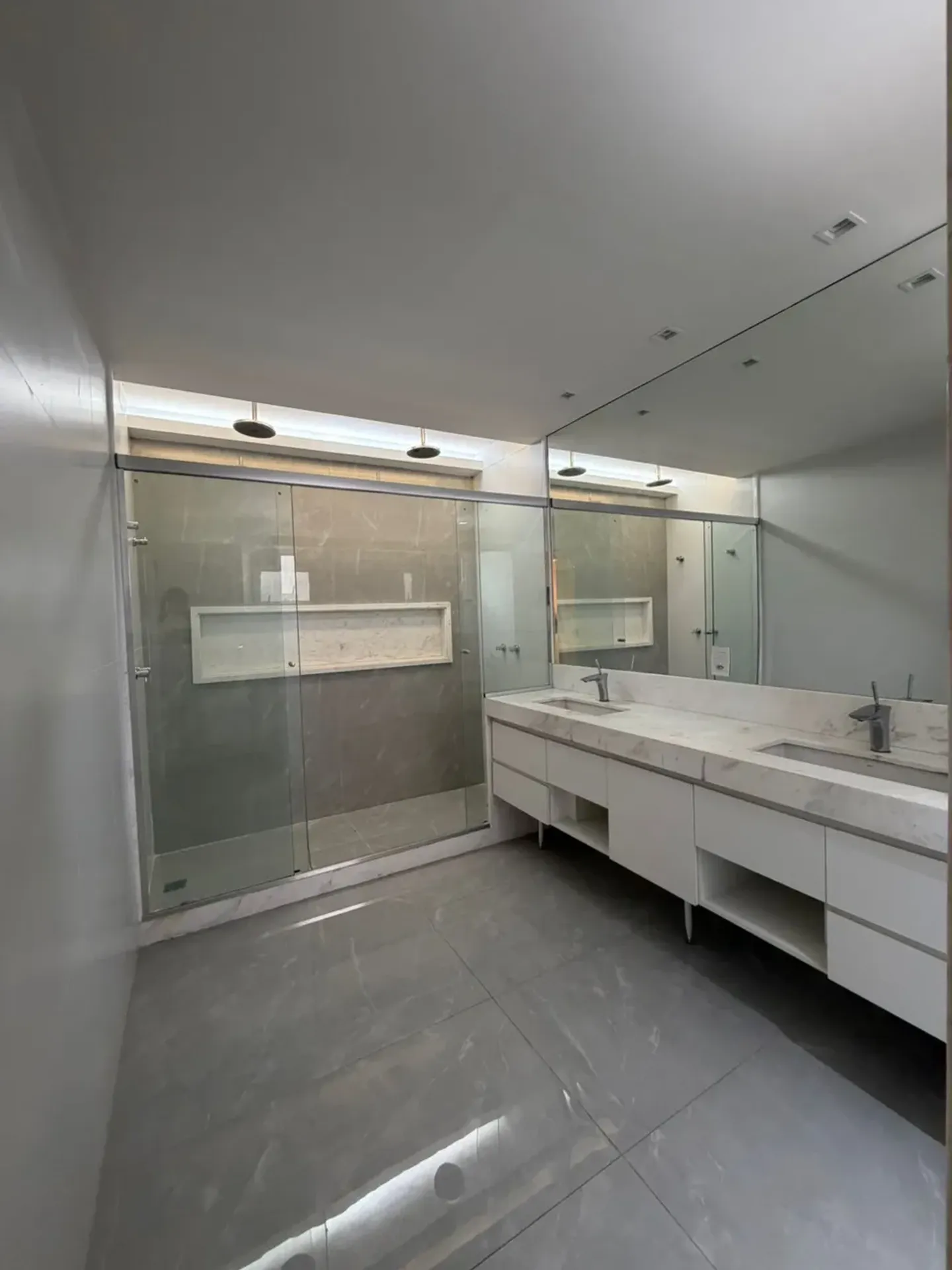 Rental and sale house with 5 bedrooms and 5 bathrooms — photo 42