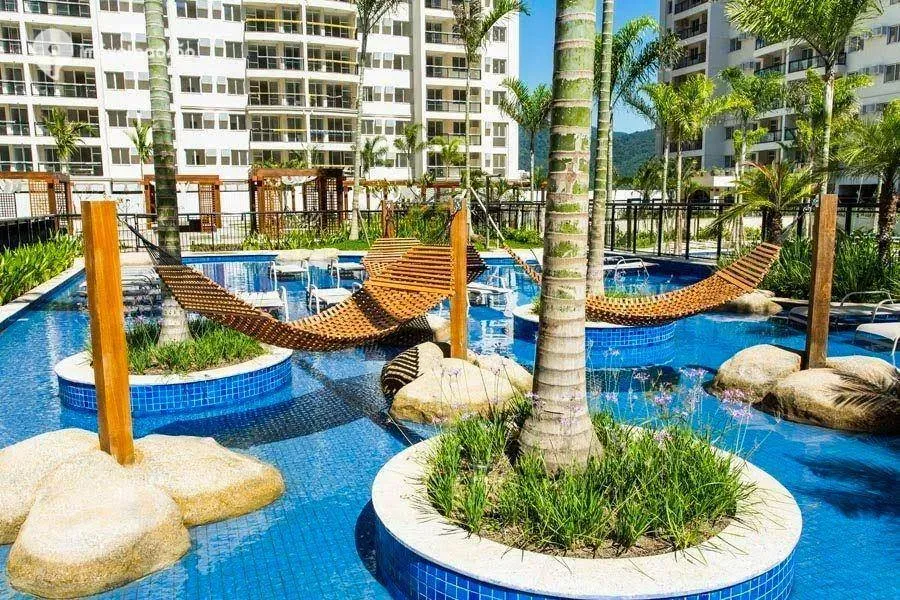 Furnished 2-bedroom apartment with enclosed balcony — photo 26