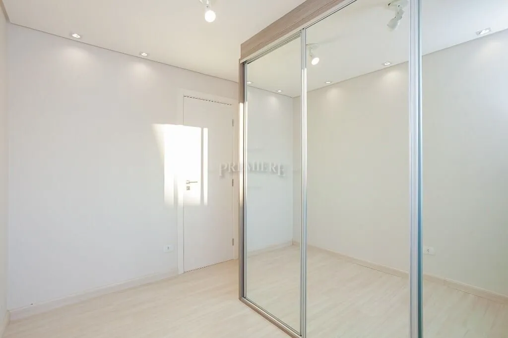 2-bedroom apartment in a building with a sauna — photo 16