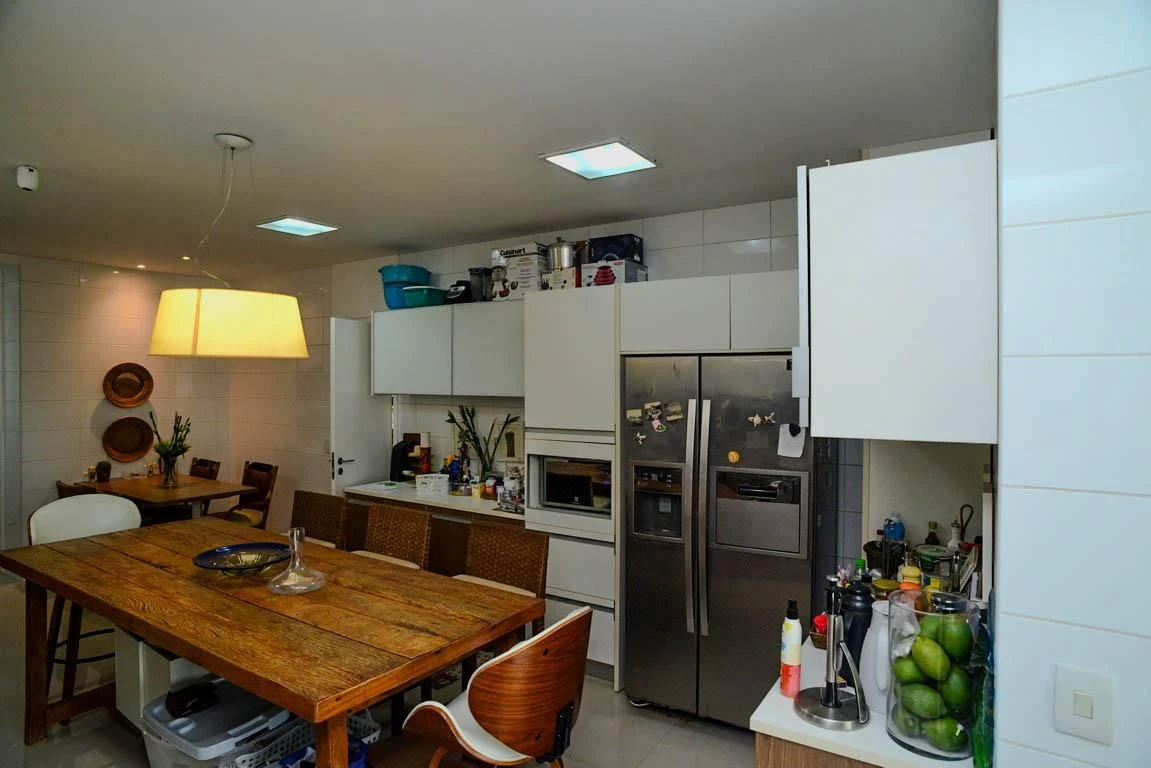 Furnished apartment with 4 en-suites and 5 bathrooms — photo 39