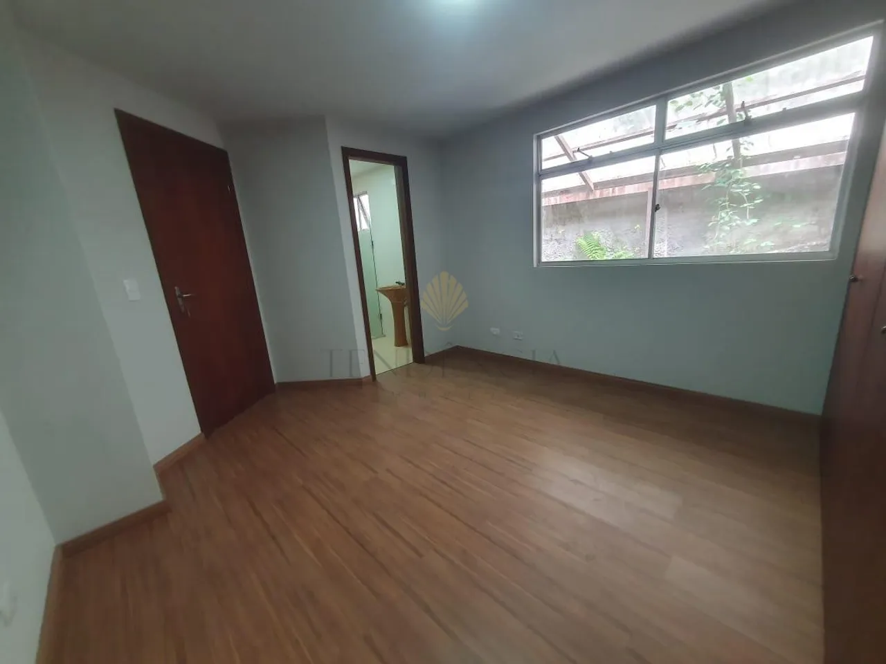 Duplex house with 3 bedrooms and 2 parking spots — photo 9