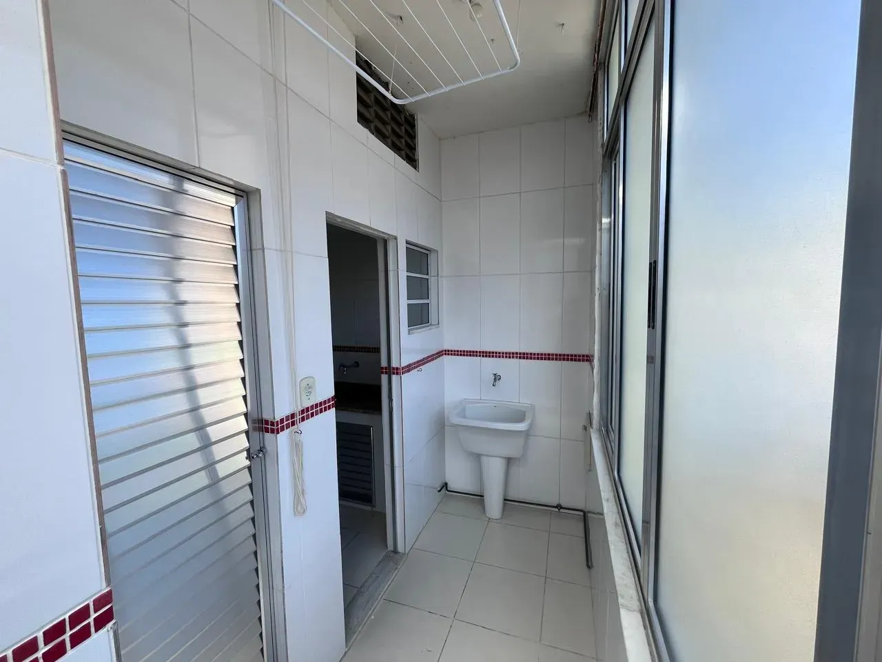 Wood or laminate floors in a 2-bedroom apartment, 60 m² — photo 10