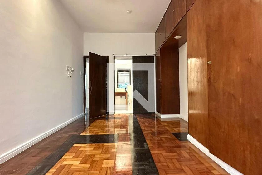 Unfurnished 260 m² apartment with 4 en-suite bedrooms — photo 26