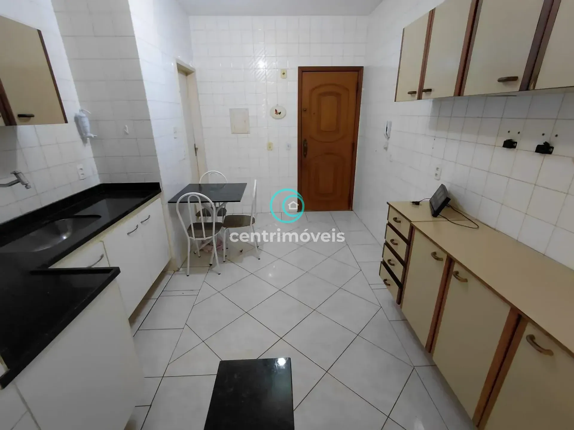 Rental apartment with 2 bedrooms, 2 baths and a balcony — photo 31