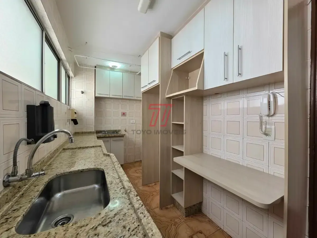 Rental apartment with 3 bedrooms and a balcony — photo 18