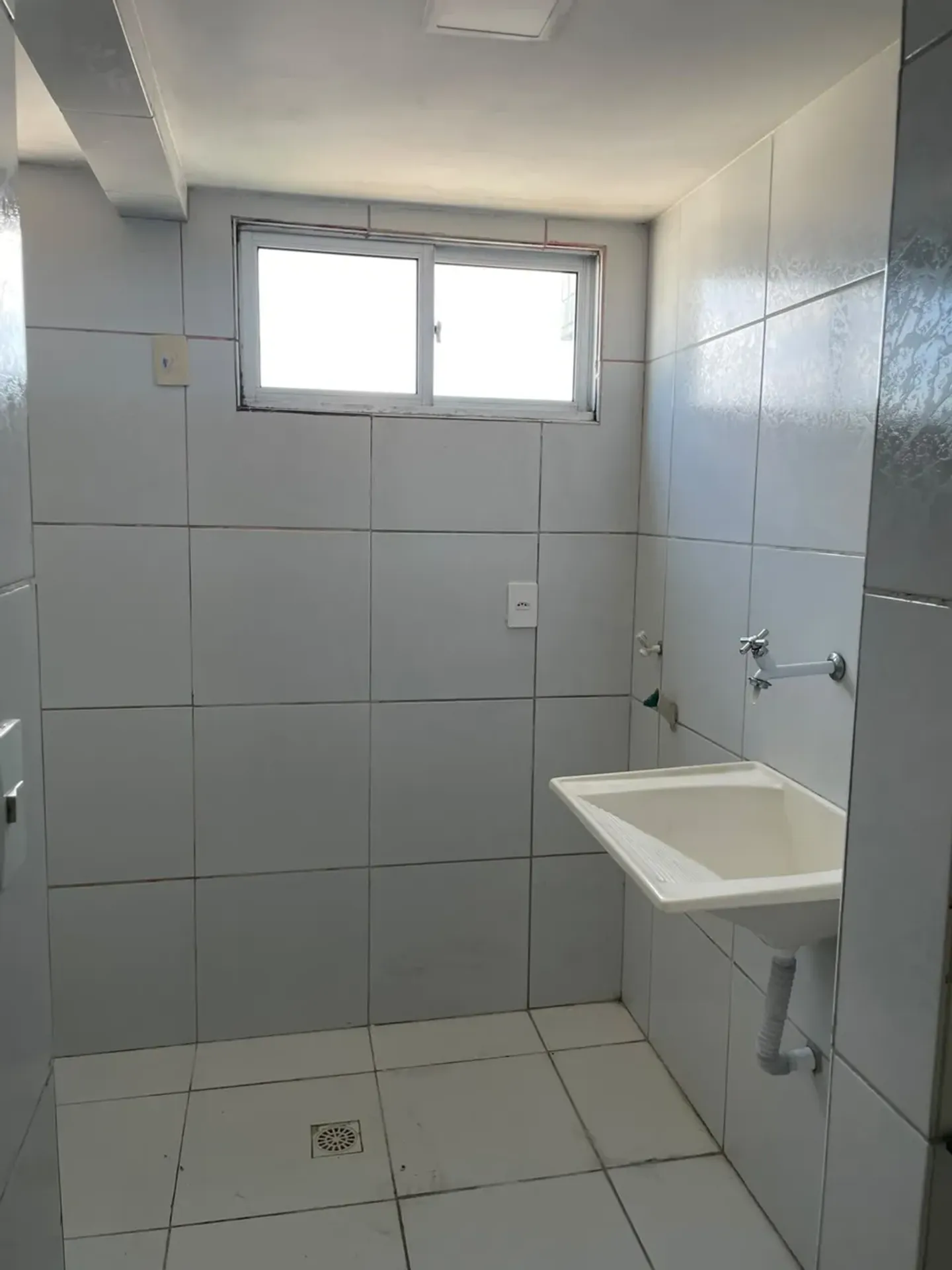 Засклений балкон та 2 спальні: квартира 50 м² — photo 8