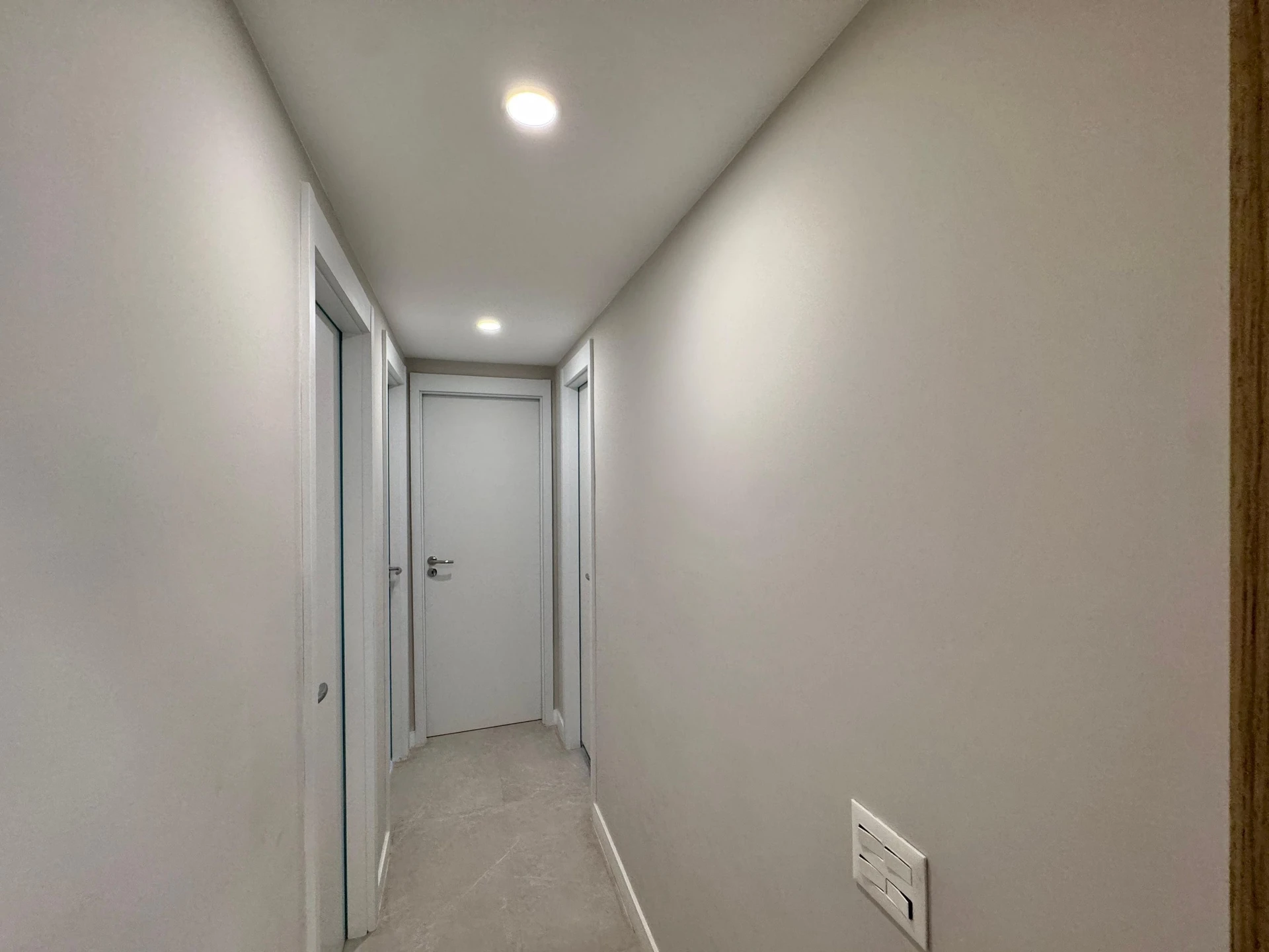 Квартира з 3 спальнями та робочим місцем — photo 3