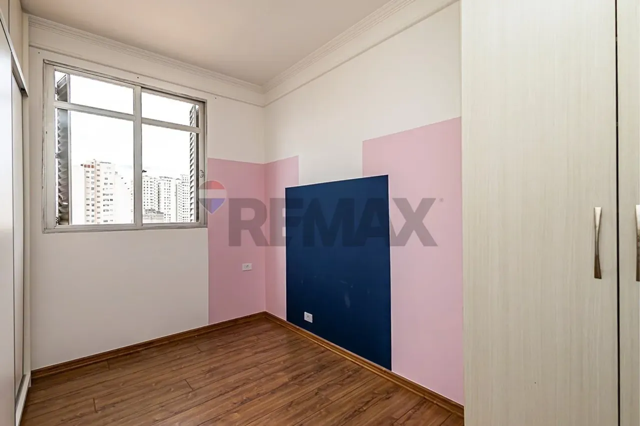 Home office in a 3-bedroom apartment, 181 m² — photo 32