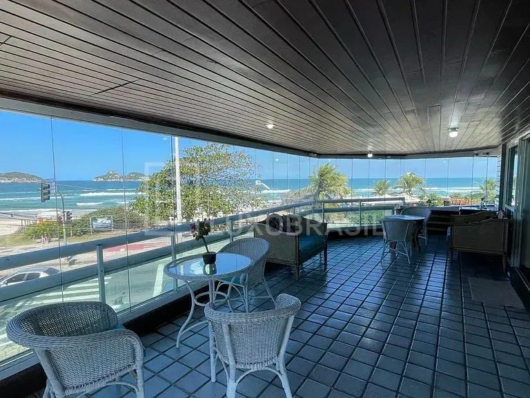 Apartamento com varanda envidraçada e 4 quartos — photo 9