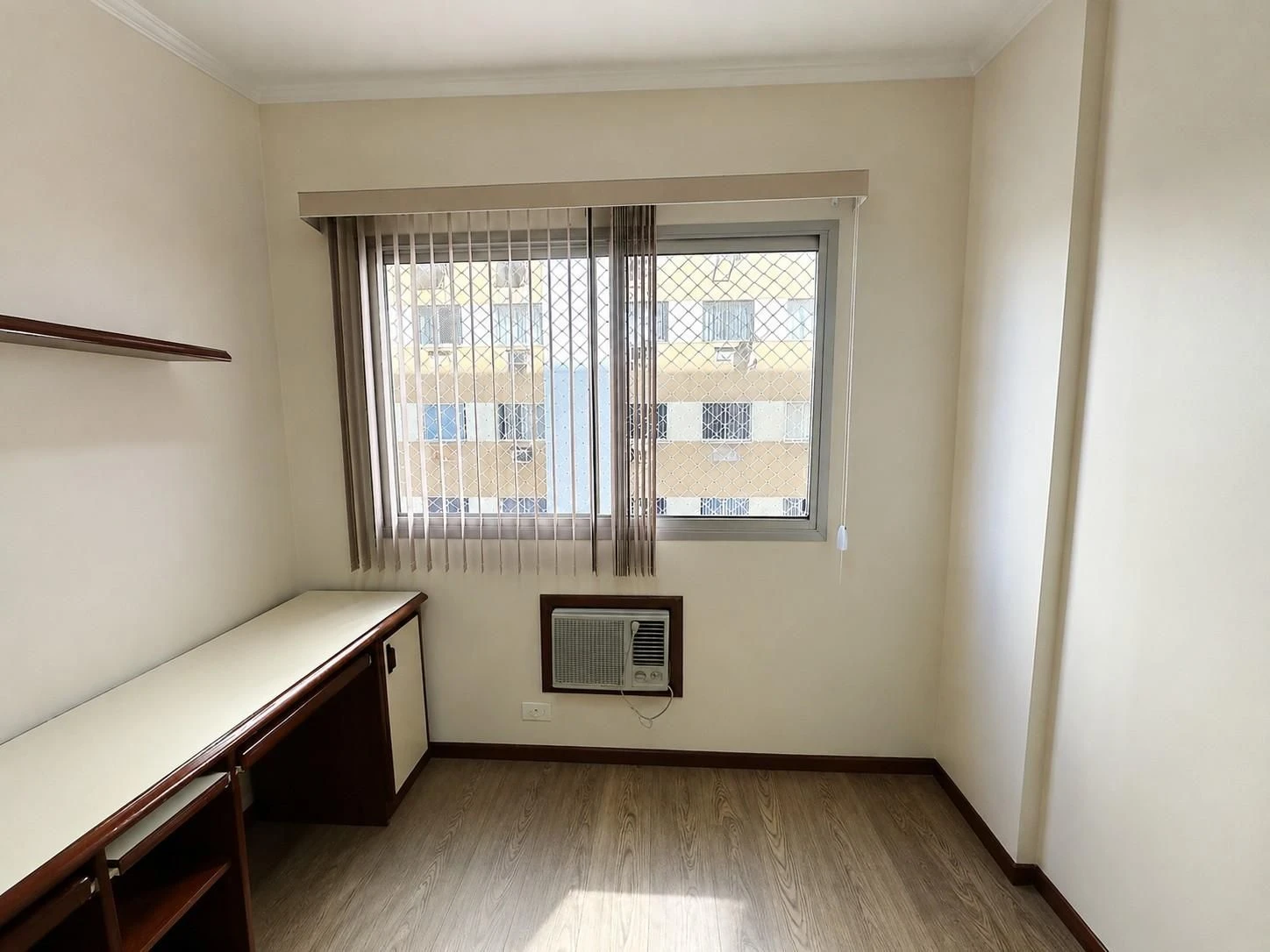 Apartamento com 3 quartos e suíte em bom estado — photo 23