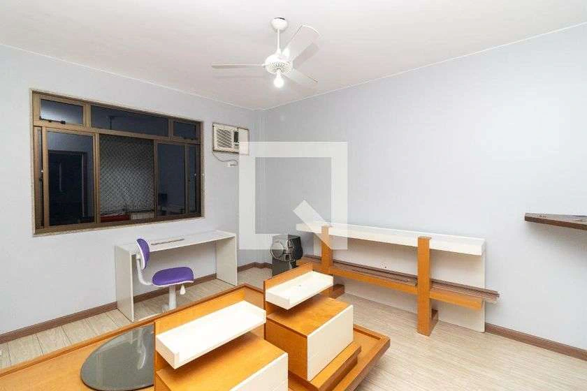 Квартира 244 м² с 4 спальнями и отдельной кухней — photo 4