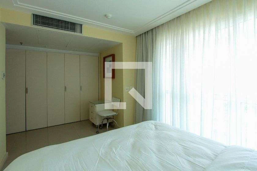 Furnished 120 m² apartment with 2 en-suite bedrooms — photo 14