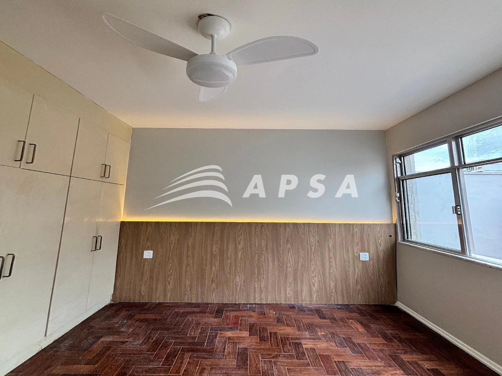 Дерев'яна підлога або ламінат та 2 спальні: квартира 70 м² — photo 12