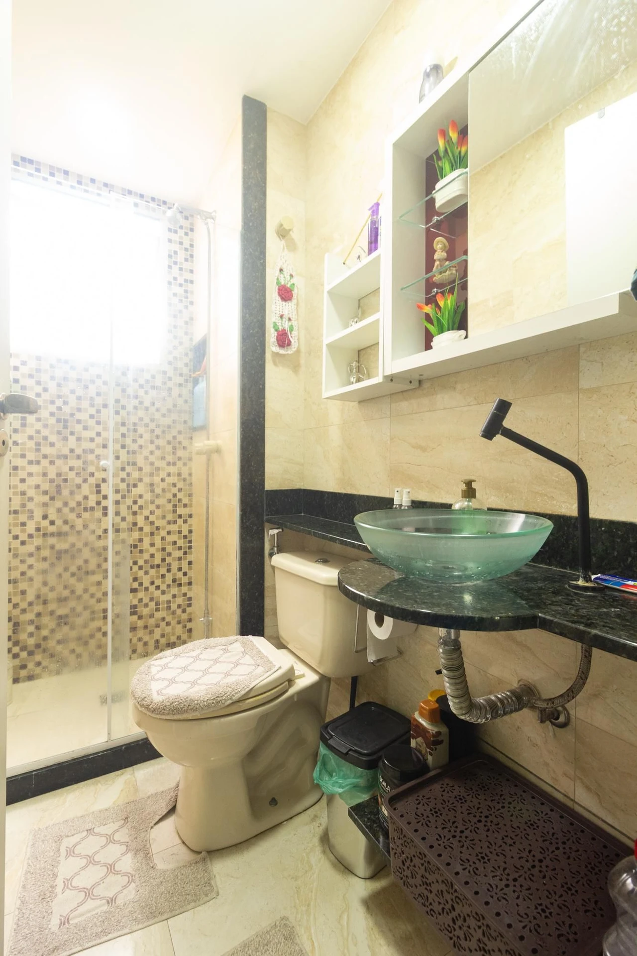 Furnished 2-bedroom apartment with 1 bathroom and parking — photo 18