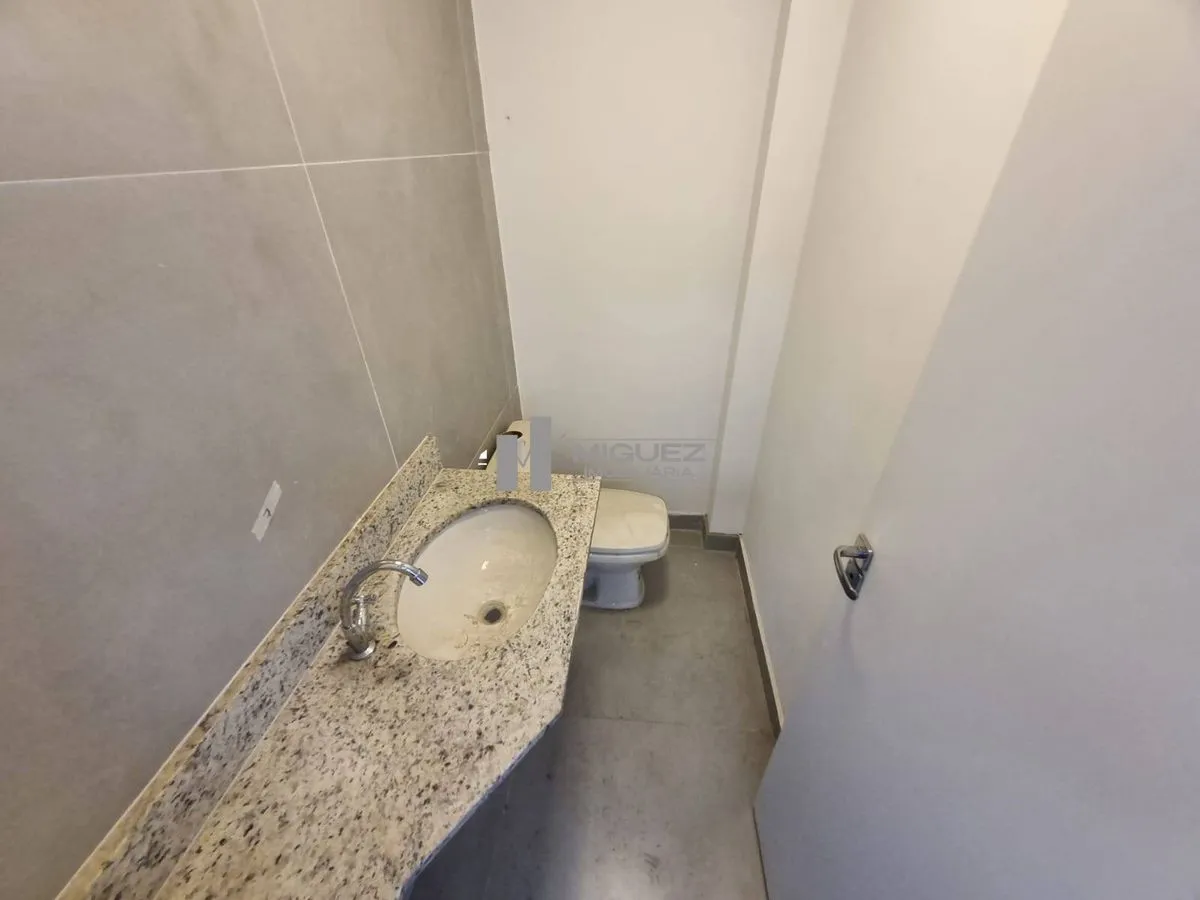 Unfurnished rental house with 1 bedroom and 6 baths 401 m² — photo 31