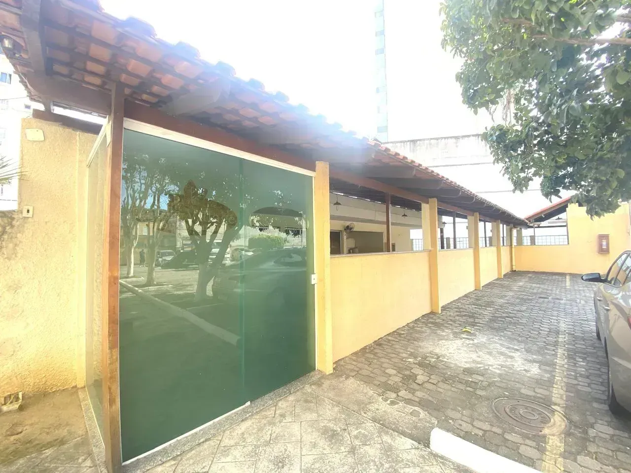 2-bedroom apartment with a separate gas kitchen
