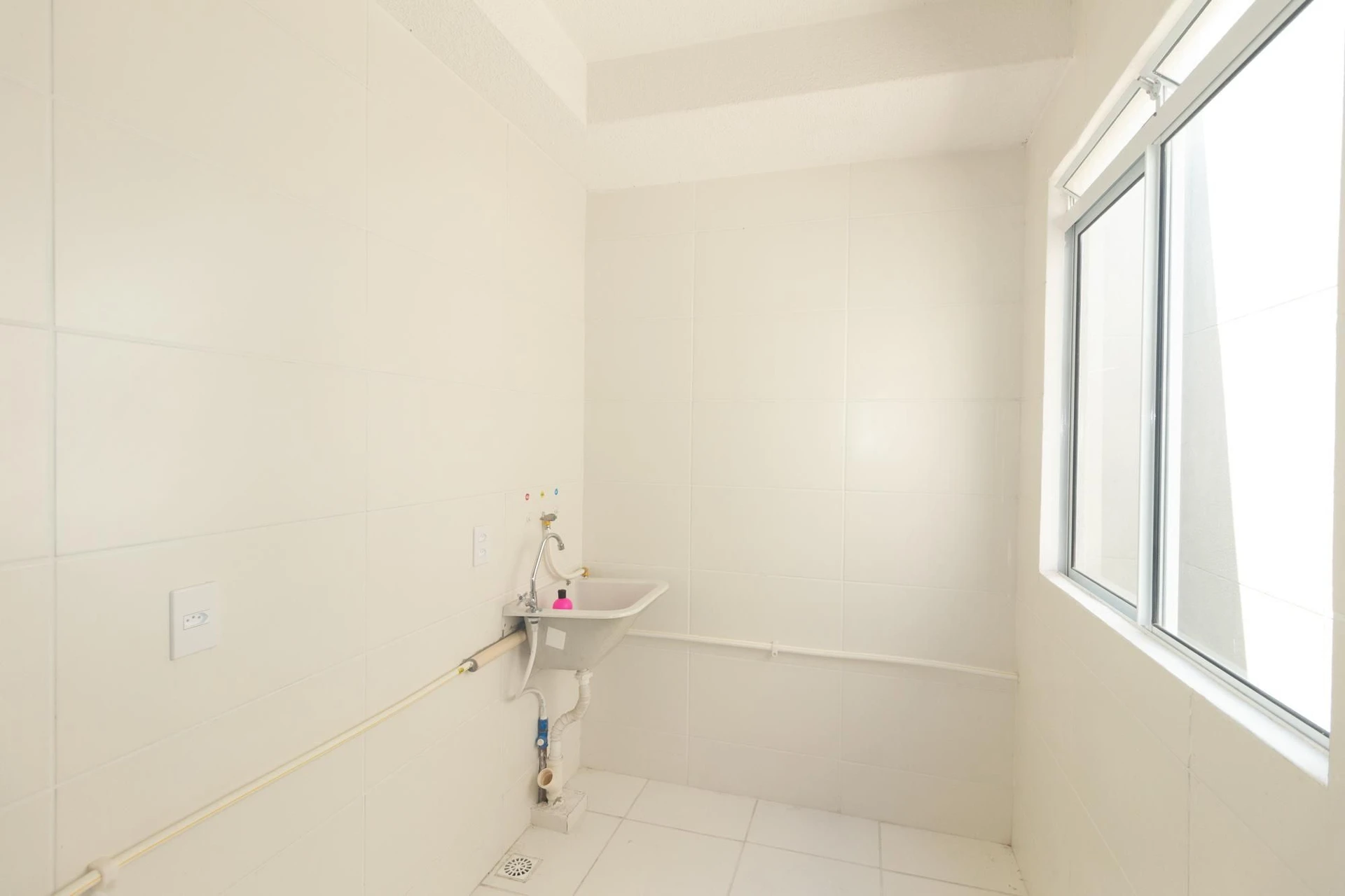 Unfurnished 2-bedroom apartment with 1 bathroom — photo 10