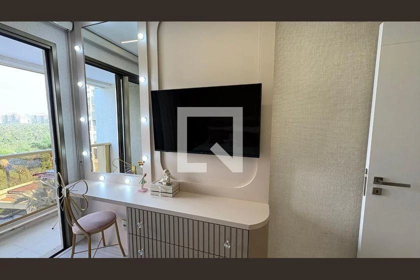 Apartment, 217 m², with a glass-enclosed balcony — photo 37