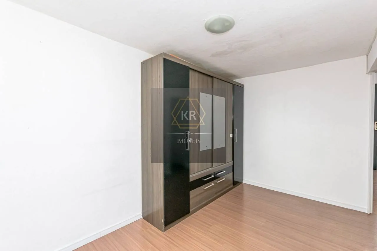 Apartamento com piso de madeira ou laminado, Campo Comprido — photo 26