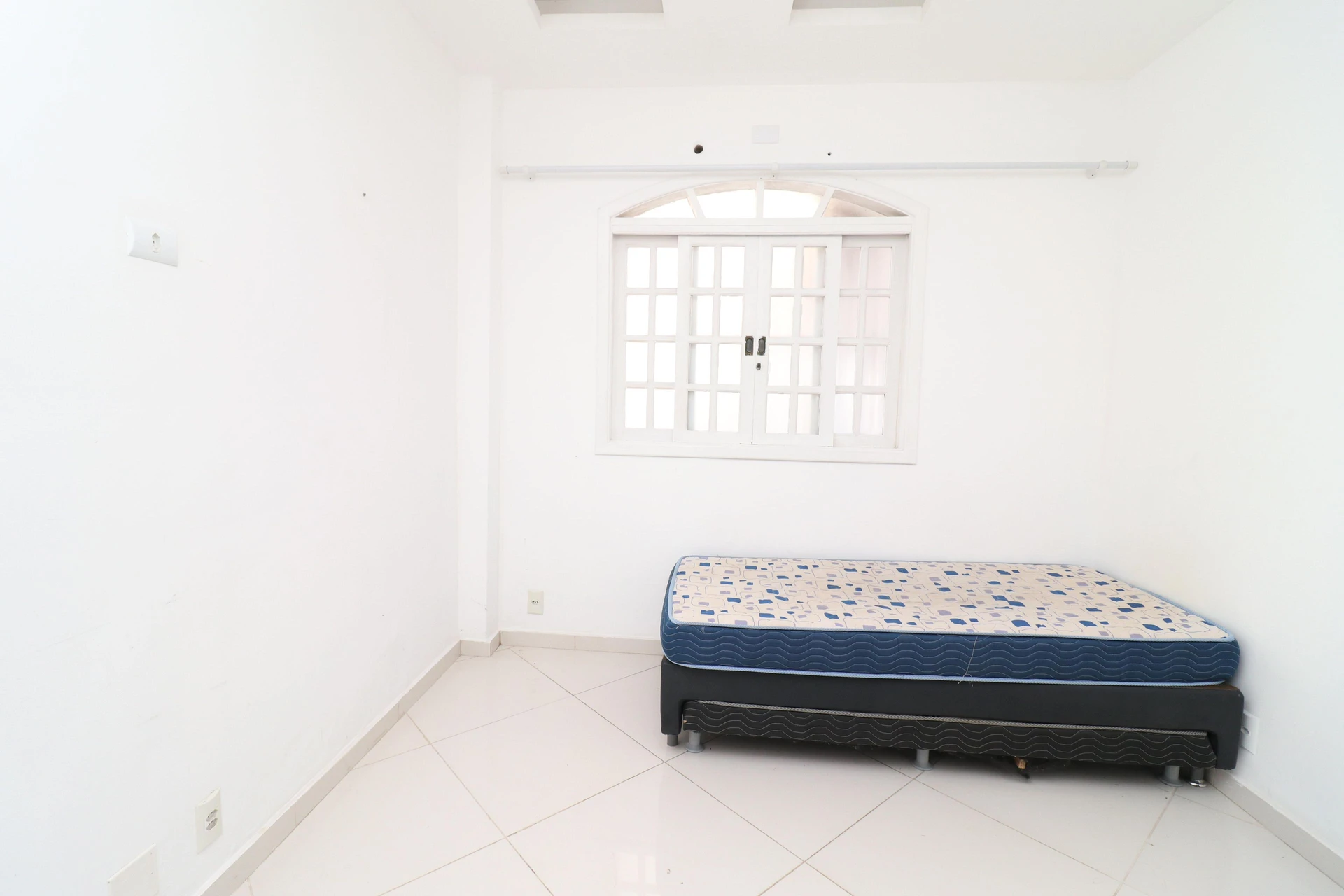 Furnished house with 3 bedrooms and a private garden — photo 12