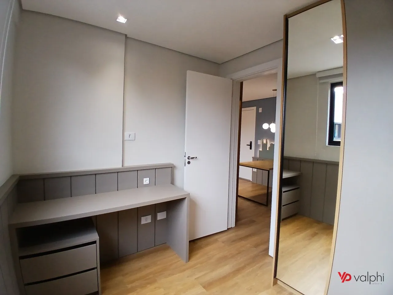 Apartamento mobiliado de 2 quartos com máquina de lavar — photo 38