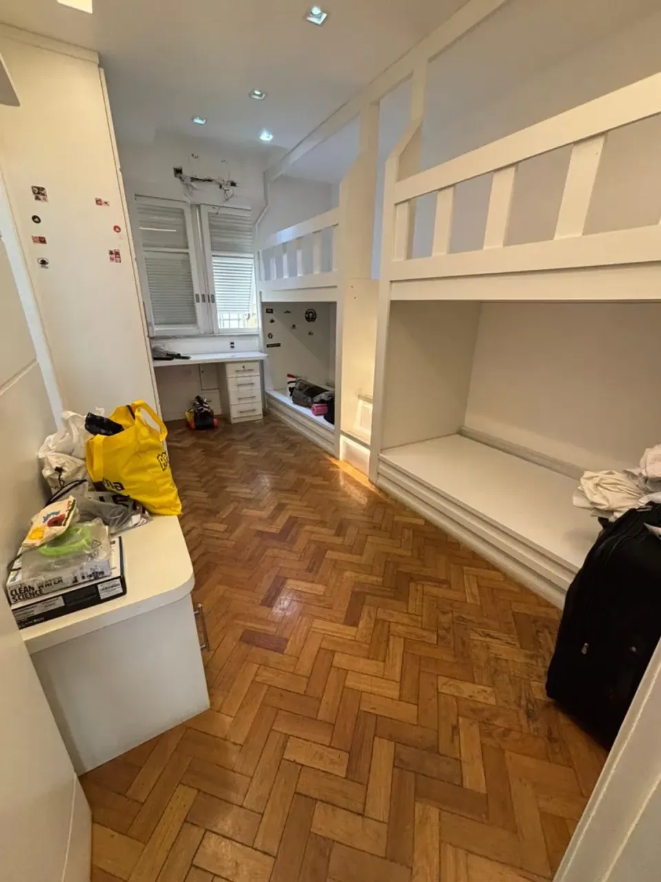 Furnished apartment with a closed kitchen and 4 bedrooms — photo 10