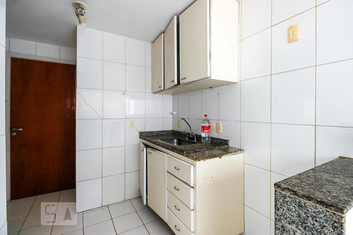 Apartamento sem mobília com 3 quartos e 2 banheiros — photo 12