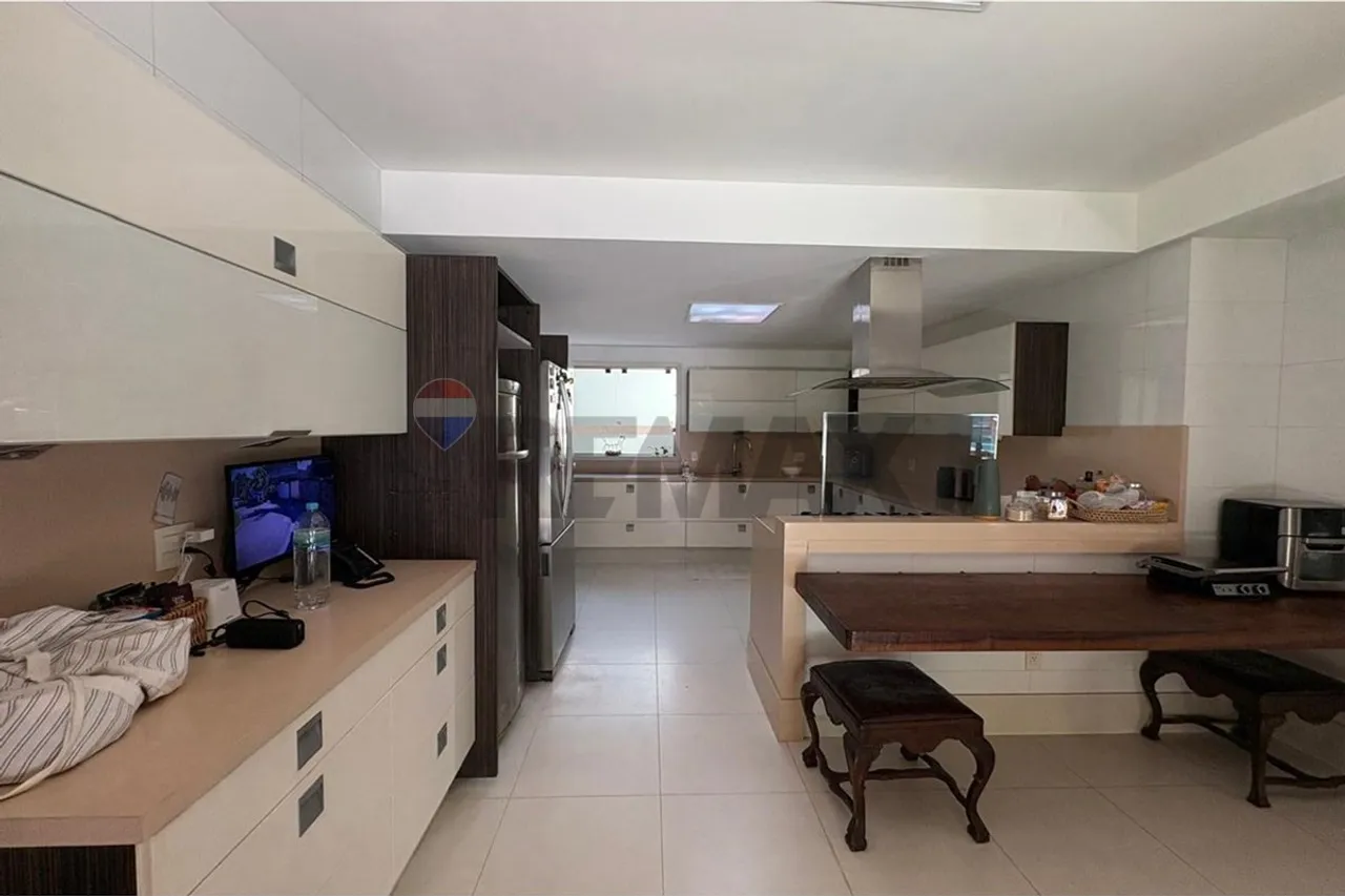 Furnished house with 5 bedrooms and 5 bathrooms — photo 3