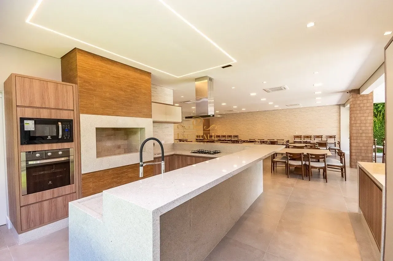 Furnished house with 3 en-suite bedrooms and 631 m² — photo 43