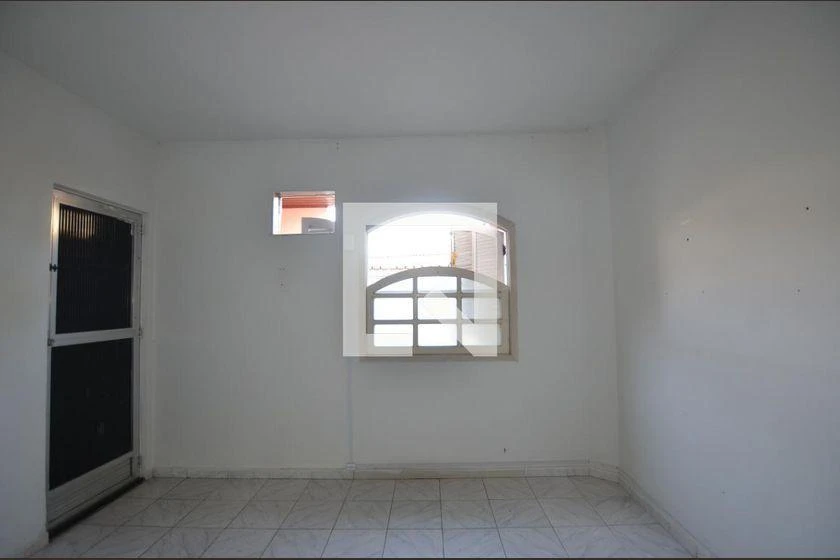 1-bedroom apartment with an electric shower — photo 8