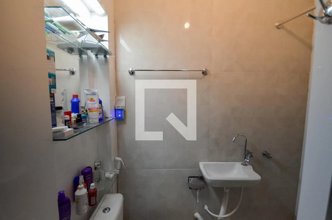 100 m² apartment with a home office and a washing machine — photo 26