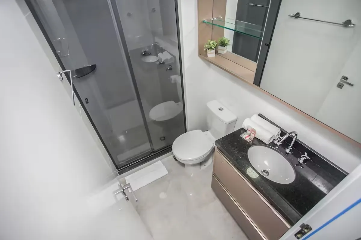 Studio de 28 m² com cozinha americana e sacada de vidro — photo 33