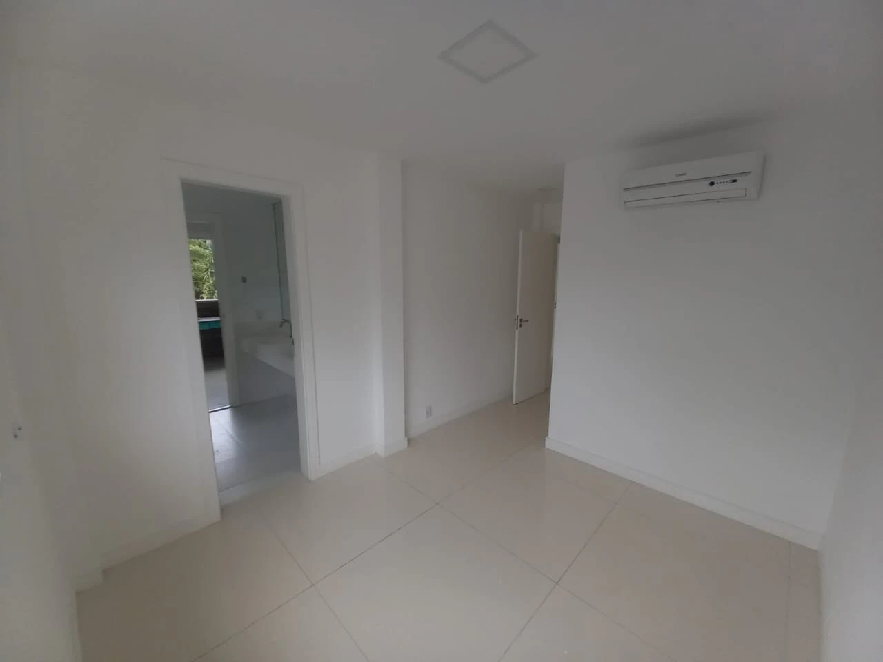 Condominium house with 5 bedrooms, 4 en-suites — photo 12