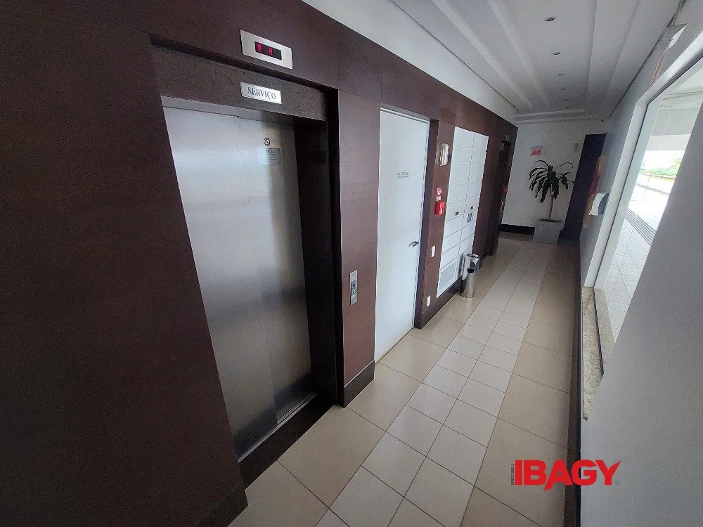 Apartamento amueblado de 4 dormitorios con 2 plazas — photo 39